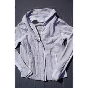 Lululemon Sweater  With Thumb Holes Women's Size 10